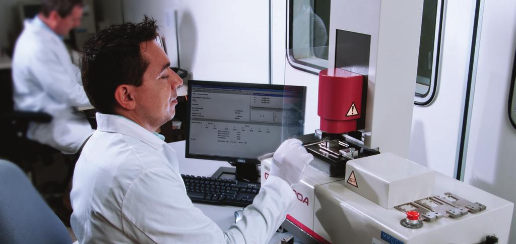 A Mitutoyo olyan teljes körű szolgáltatásokat tud nyújtani a mérőműszerek ellenőrzéséhez, melyek megfelelnek a kalibráló laboratóriumokra vonatkozó európai előírásoknak.