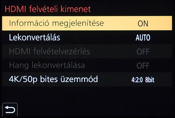A HDMI kimenet jelét tág keretek közt lehet paraméterezni: egyrészt beállíthatjuk, hogy a megjelenített információkat is kiküldje-e a fényképezőgép (külső monitornál ez egy fontos tényező), másrészt