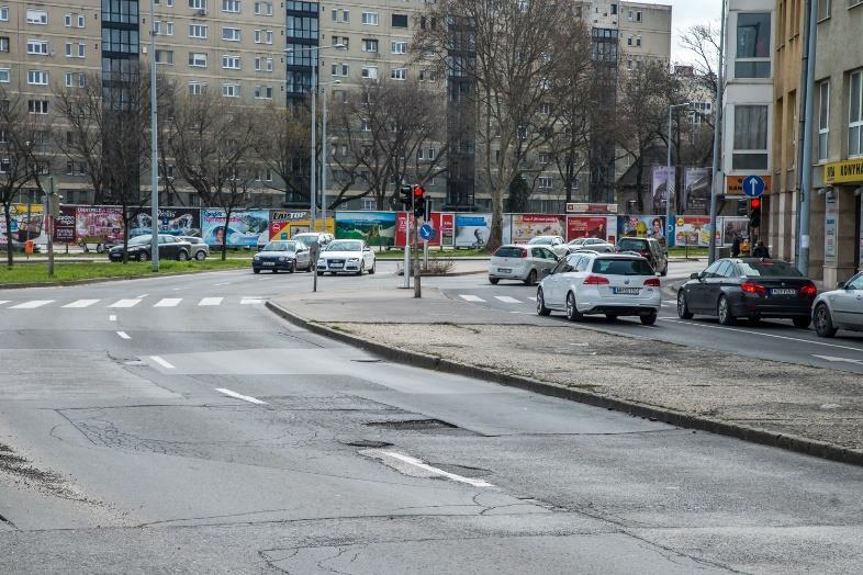 ZÖLDFELÜLETEK BUDAPESTEN Komplex útfelújítás BKK útfelújítási program Forgalmi rend és a