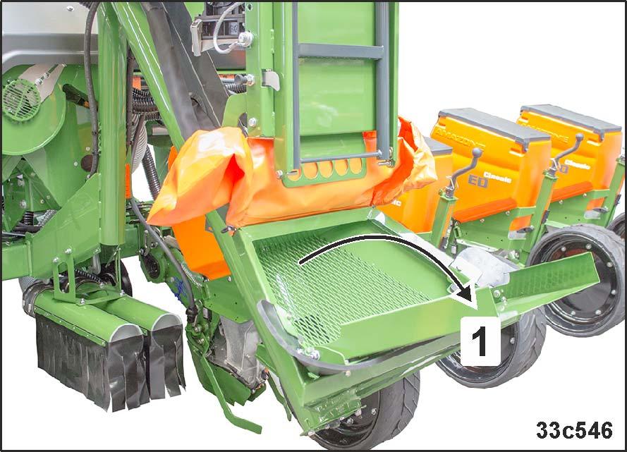 A trágyabetöltő csiga hidraulikus hajtását és a traktor vezérlőberendezését kapcsolja ki a használat után. 1.