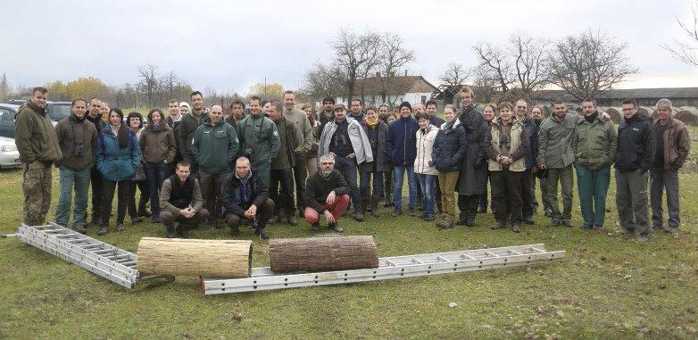 2. ábra: A résztvevők csoportképe (fotó: Horváth Endre) / Participants group photograph történő készítéséről is megállapodtunk, amelyek azóta a koordinátorok révén kihelyezésre is kerültek az ország