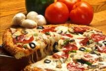 Special pizza Pizza Capriciosa sos pizza, oregano, mozzarella, şuncă, ciuperci, măsline, gogoşari.