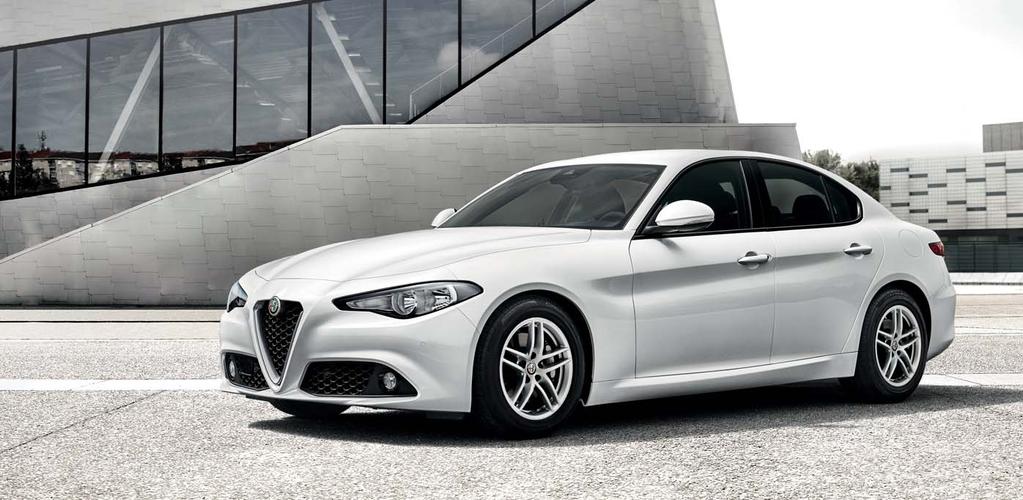 GIULIA A Giulia az alábbi motorokkal rendelhető: 2.