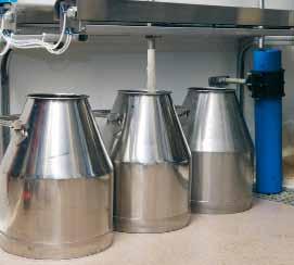 Tejelkülönítő egység Az opcionális tejelkülönítővel automatikusan elkülöníthető a föccstej, a szennyezett tej, illetve a vért tartalmazó vagy magas szomatikus sejtszámú tej a négy elkülönítő sajtár