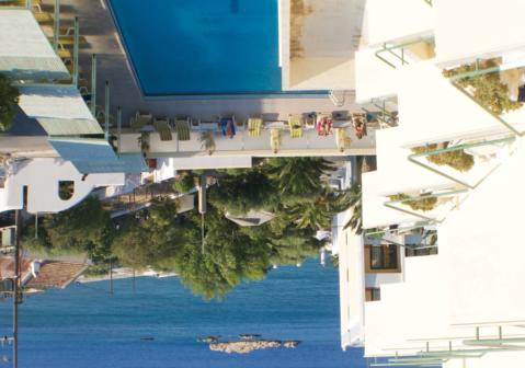 A sziget egyik legnépszerűbb szállodája, mely évek óta a turisták kedvence.