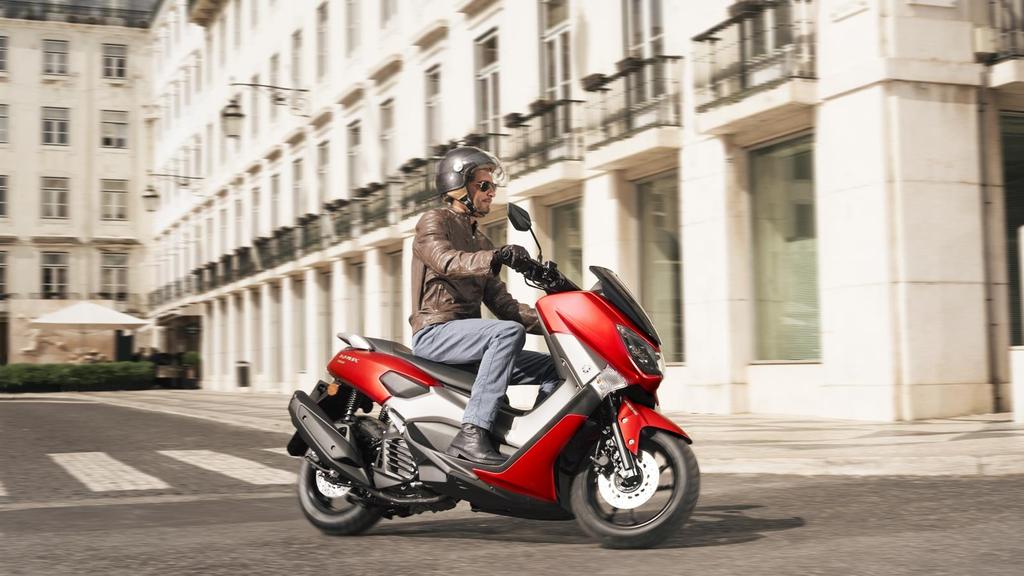 Yamaha NMAX. Mindennapi élet mellékelve.