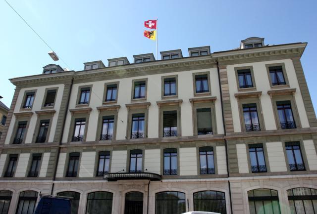 AZ SGS BEMUTATÁSA Alapítás: 1878 Központ: Genf, Svájc Tevékenység: ellenőrzés, tanúsítás és vizsgálat