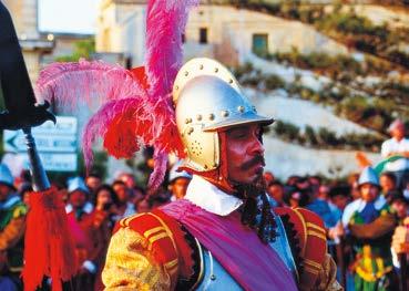 Itt találjuk a képeslapokból ismert, élénk színekkel tarkított halászcsónakokat a luzzukat. Marsaxlokkban szabadidőt biztosítunk utasainknak.