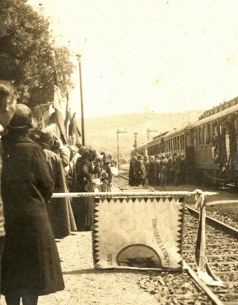 2 Bem tábornok hamvai Isaszegen 1929. június 28-án. Prochy Generała Bema w Isaszegu dnia 28 czerwca 1929 r.