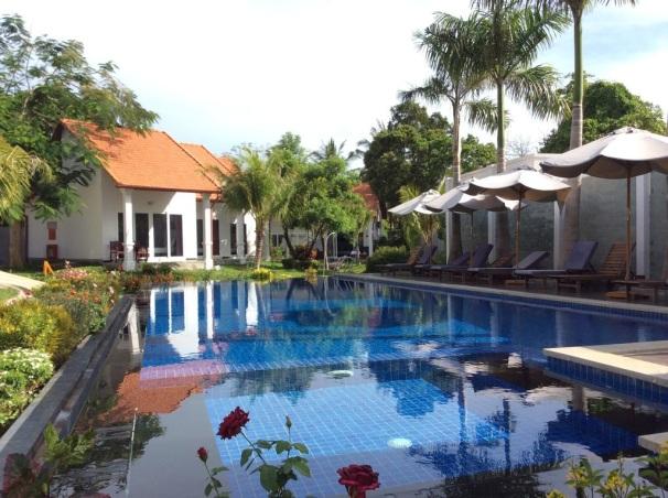 TERRACE PHU QUOC RESORT 3* A Terrace Phu Quoc Resort Phu Quoc Ba Keo strandján fekszik, a sziget legferekventáltabb ödölő központában.