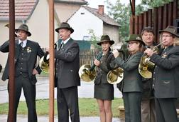 Záujmové združenia a organizácie 23 Úspešne zvládnutý poľovnícky rok 2015 V roku 2015 poľovnícke združenie Borský Mikuláš, okrem prikrmovania, starostlivosti o zver a revír, usporiadalo niekoľko