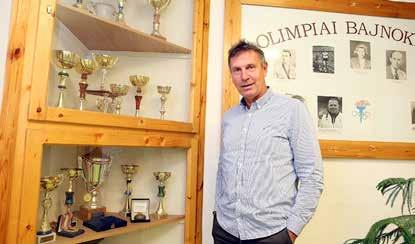 8 sport 2017. november Szalma László Nagymaroson lett a sport szerelmese Tizenegyszeres bajnok, 67-szeres válogatott Októberben ünnepelte 60.