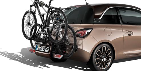 Választékunkban megtalálhatók az Opel eredeti termékei és piacvezető partnerünk, a Thule megoldásai is.