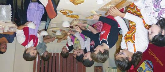 Heuer machten beim Strudlifestival Köchinnen und Köche aus Sathmar, Großmaitingen / Moftinu Mare, Schamagosch / Ciumeşti, Schinal / Urziceni und Großkarol / Carei mit.