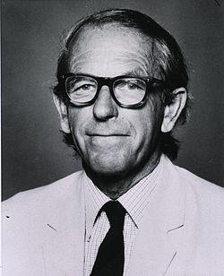 Frederick Sanger nevéhez fűződik (1958-Nobel-díj) Módszerek: Fluoreszcens láncterminálás (Sanger-féle) Pyroszekvenálás Újgenerációs szekvenálás MPSS Anód Katód