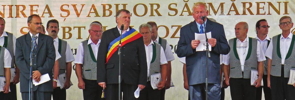 Seite 4 Nr. 8. - August 2014 Treffen der Sathmarer Schwaben Festgottesdienst, Trachtenumzug und Rundtischgespräch Zum 25.