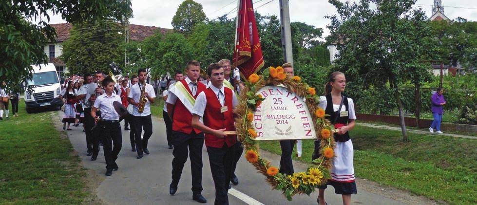 Das zweitägige Programm des Treffens in Bildegg beinhaltete einen Festgottesdienst, den Trachtenumzug vom Kulturhaus bis zum Marktplatz, wo das kulturelle Programm stattfand, und den Schwabenball