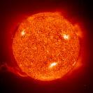 SZIE FFT A Földre eljutó energia P = 4 10 26 W A napenergia és a Fizika A Föld Nap körüli keringésének pályasugara: R p = 1,5 10 11 m.