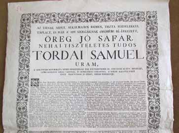 példányt a kinyomtatott munkákból, így a kártákból is. A következőkben ezek közül válogatunk ki néhányat. Egy 1676-os kolozsvári nyomtatvány Apafi Miklós és Teleki Anna esküvője alkalmából készült.