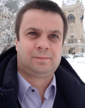 După furtună Alexandru CAZACU Dacă am scoate ceva din seara acesta acel lucru nu va mai putea fi pus înapoi niciodată când echipele municipalităţii au început să toaleteze arborii după furtuna ce s-a