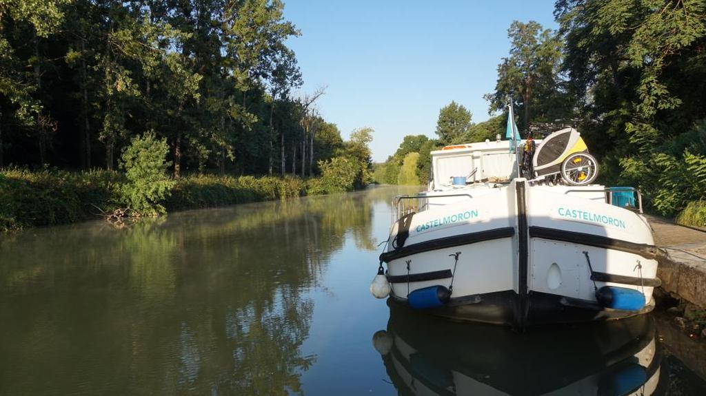 ÁRAK (EUR/hét/2018) Indulási kikötők: Lakóhajók Típus Cahors (Lot), Agen és Valence-sur-Baïse (Aquitánia) Nyugat-Franciaországban, St.