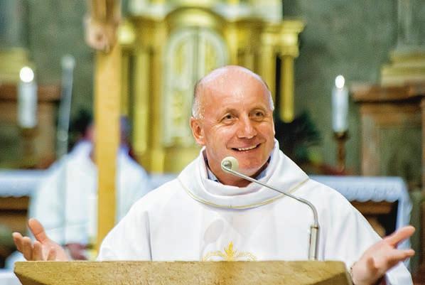 Z DOMOVA / 3 Pavol Hudák pozval Bratislavu na blahorečenie Tohtoročný sviatok Porciunkuly v Bratislave priniesol zaujímavú obmenu.