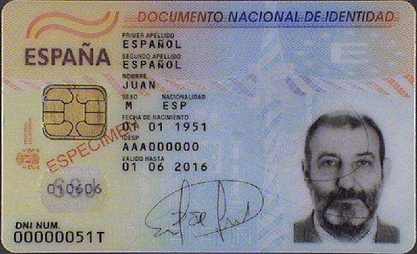 Vardas Pirmoji pavardė Antroji pavardė DNI () 10.1.2. Elektroninė asmens tapatybės kortelė 2006 m. kovo mėn.