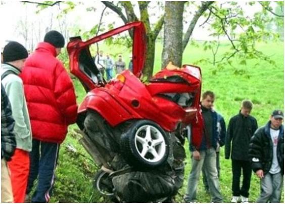 Az oxyológiai terminológia szerint tömeges balesetnek minősül az az esemény, amely során közel azonos helyen, időben és okból több sérültet, beteget kell ellátni, függetlenül azok állapotának