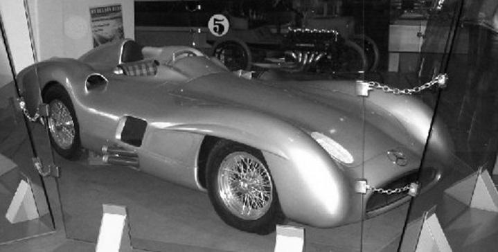 A MERCEDES BENZ W 196 FORMA