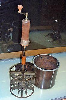 A híres Joule kísérlet Joule berendezése (1845) A hő mechanikai