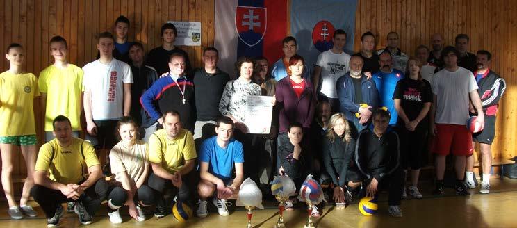 ŠPORT 12 GALANTSKÉ NOVINY Stretnutie pamätníkov BOXING CLUB Galanta dovŕšil 21. novembra 2013 štyridsiaty štvrtý rok svojho života.