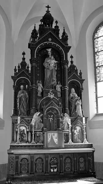 Jozef Sziklai: Hlavný oltár Kostola Panny Márie Kráľovnej anjelov v Žabokrekoch nad Nitrou, 1913. Foto: autor. požadavkům. 149 Predtým (2.
