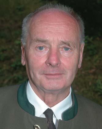Bedõ Albert BALSAY ENDRE KORBONSKI BOGDÁNNÉ NEMKY KLÁRA SIPOS GÉZA Az OEE-nek 1958 óta tagja, 1985-tõl a Debreceni Helyi Csoportnak két cikluson át titkára, 1993 2002-ig és 2006-tól napjainkig elnöke.