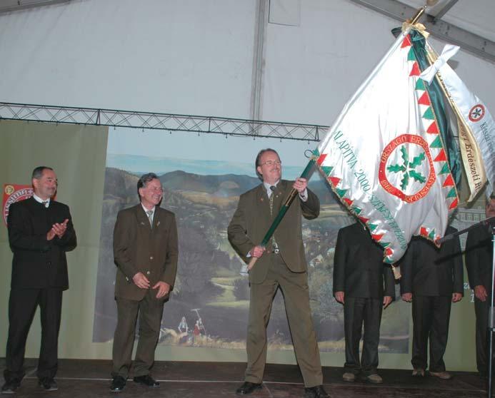 Az Országos Erdészeti Egyesület Elismerõ Oklevél kitüntetését kapja 2009.