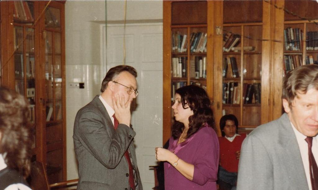 adnak elő 1979 Mikulás műsor előtti megbeszélés a