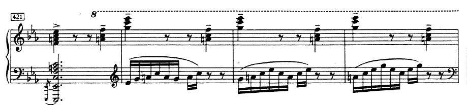 II. Interpretációk összehasonlító elemzése 117 43. kottapélda. Szkrjabin: V. szonáta, Op. 53., 421-424. ütem Horowitz a 421. és a 429.