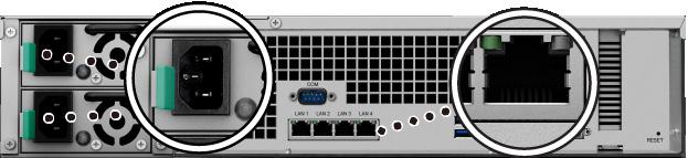 A RackStation elindítása 1 Csatlakoztassa a tápkábel egyik végét a RackStation hátoldalán található