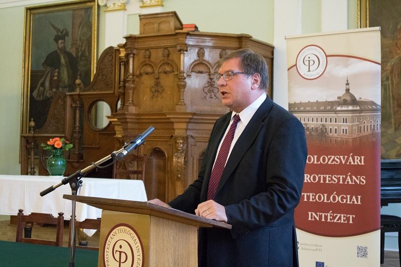 Dr. Fabiny Tamás, a Magyarországi Evangélikus Egyház püspöke Reformáció és misszió címmel tartotta meg előadását.
