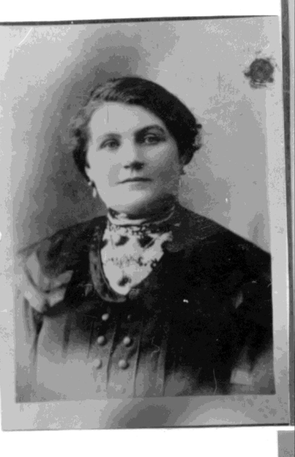 Tarján Jenőné Leszich Margit /1896-11929/