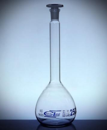 100 ml 08-074.202.01 1 063 Ft 250 ml 08-074.202.02 1 181 Ft 500 ml 08-074.202.03 1 386 Ft 1000 ml 08-074.202.04 1 835 Ft 2500 ml 08-074.202.05 4 620 Ft 3000 ml 08-074.202.06 13 200 Ft Szívópalack, jelzett, Boro 3.