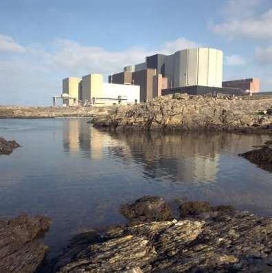 Első generációs atomerőművek Magnox: szén-dioxid gáz hűtésű, grafitmoderátoros reaktorok (GCR), természetes urán üzemanyaggal Az első Magnox-ot (Calder Hall) 1956-ban indították, és 2003-ban állt le