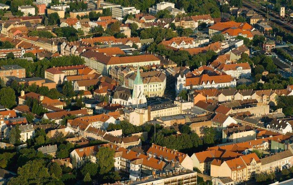 68 000 lakos agglomerációs központ