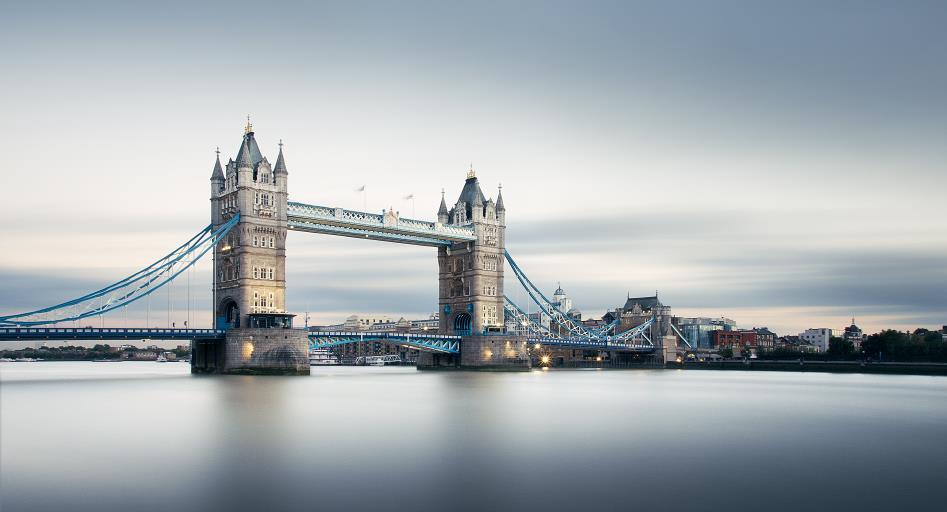 1894, London, Temze, Tower híd L= 60 + 79 + 60 m Vásárhelyi Pál