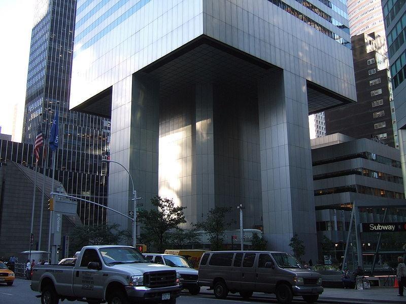A Citycorp székház esete Magasság: 279 m Iroda alapterület: 120 000 m2 Átadás: 1977, N.Y. C., Manhattan Beruházási ktg.: kb.