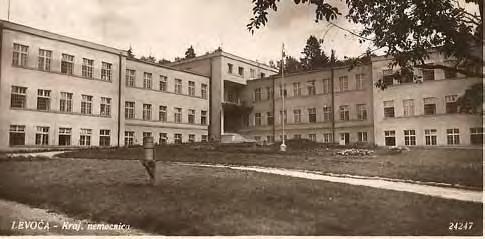 kom pavilóne a budove prosektúry ďalším predstaviteľom architektúry medzivojnovej moderny v areáli nemocnice.