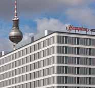 németország BERLIN HAMPTON BY HILTON ALEXANDERPLATZ***+ DE0101 Leírás: a szálloda Berlin központjában helyezkedik el, kb. 5 perc sétára a vasútállomástól.