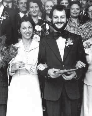 Ako dlho ste vlastne spolu? Mladomanželia Heribanovci Strašne strašne dlho (smiech). Ve my už pomaly budeme ma aj zlatú svadbu. Už to bude 31 rokov o sme manželia. Vzali sme sa presne 1. júla 1978.