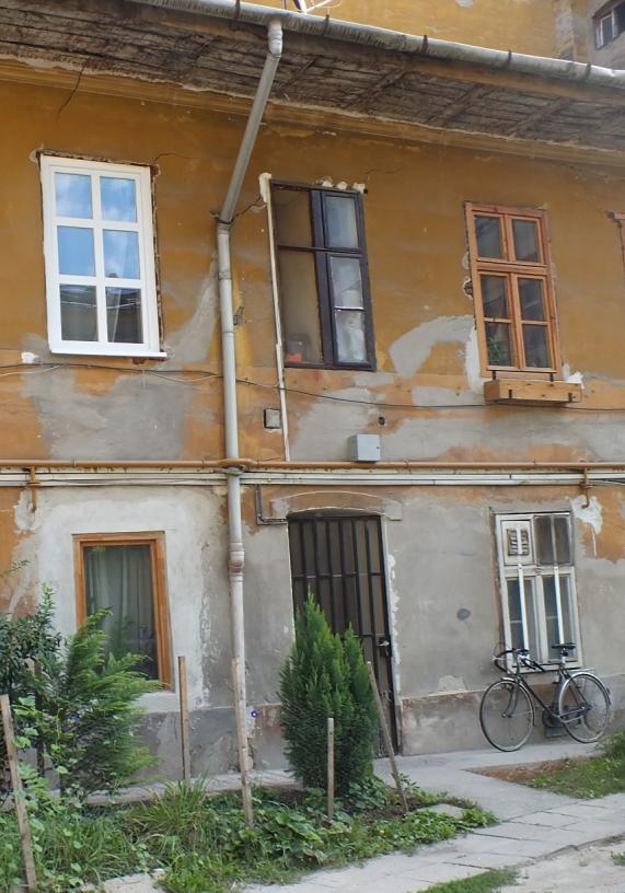 ép. középső szakasza