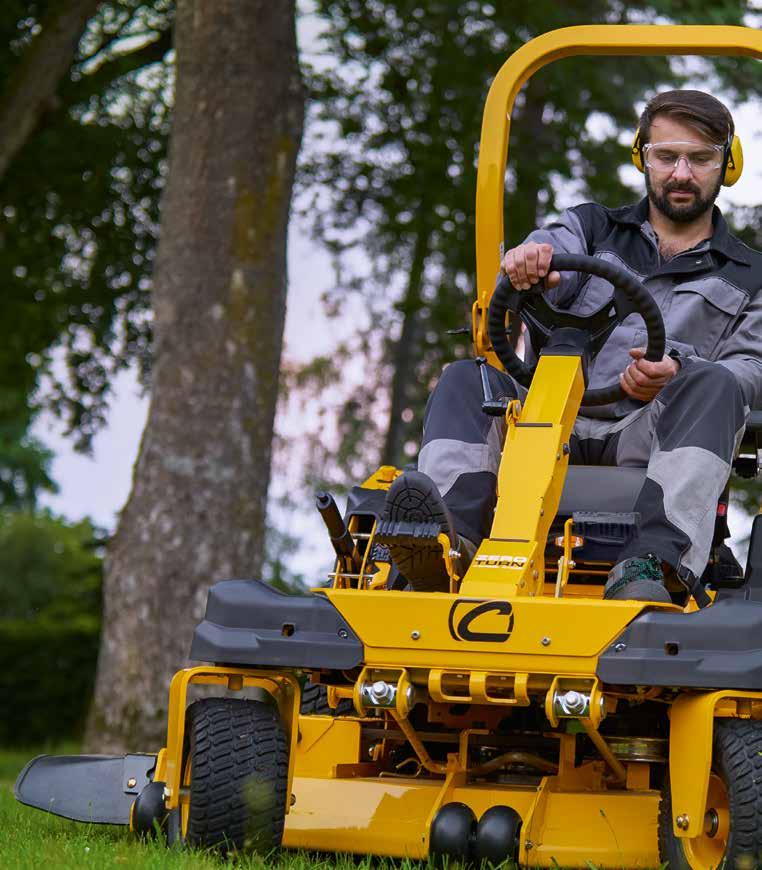 Z1 137 RENDKÍVÜLI HATÉKONYSÁG. HIHETELEN MANŐVEREZHETŐSÉG. B A C D E PRO Z1 A ERŐGÉP Különösen hatékony, mert a 15 km/h sebességével a Z1 137 kétszer gyorsabb, mint más fűnyírótraktor.