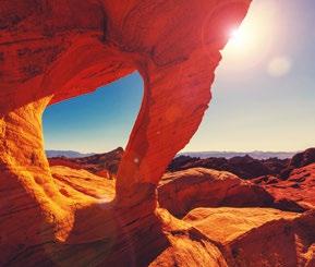 nap: Zion Nemzeti Park - Valley of Fire Irány a ZION Nemzeti Park! A vidék gazdag ökoszisztémájáról a folyó menti vad mezők és a pompás növényzet tanúskodnak.